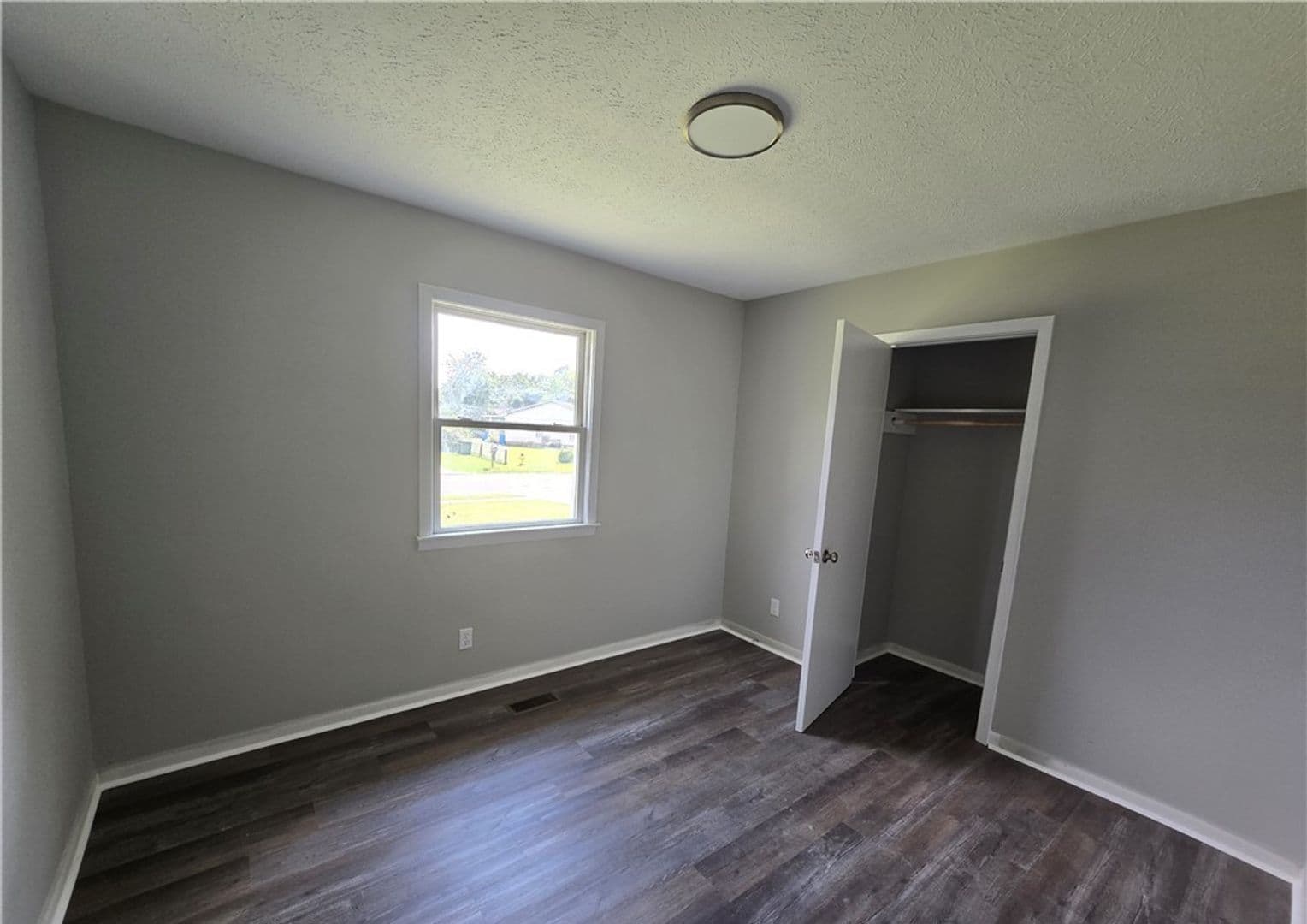 Fayetteville House: 303 Cartwright Dr