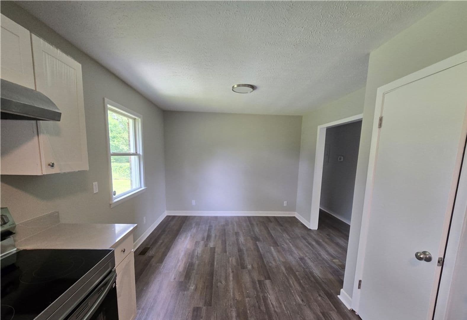 Fayetteville House: 303 Cartwright Dr