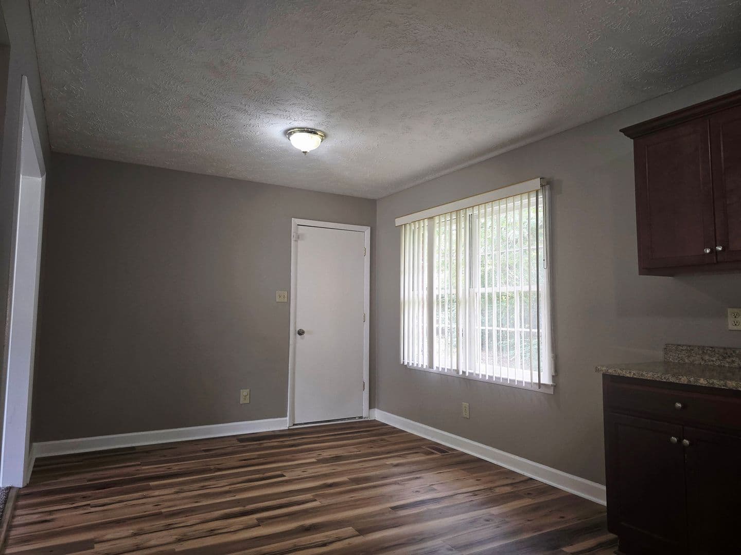 Fayetteville House: 1536 Rossmore Dr
