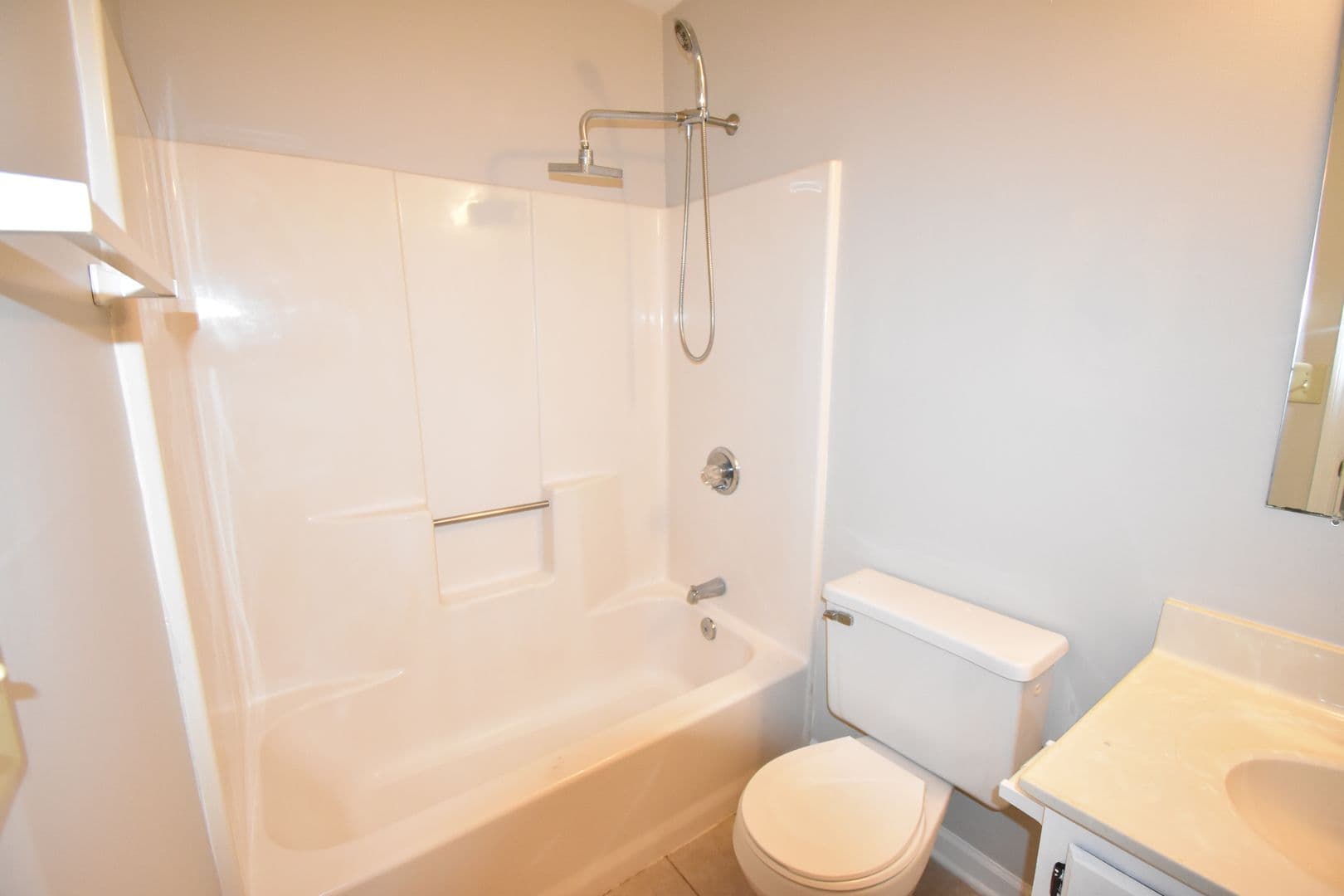 Fayetteville House: 1646 Rim Rd