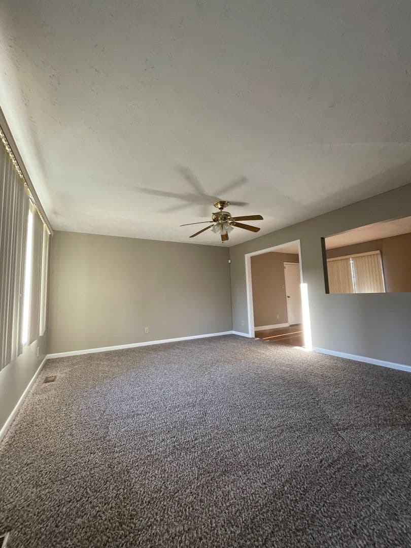 Fayetteville House: 1536 Rossmore Dr