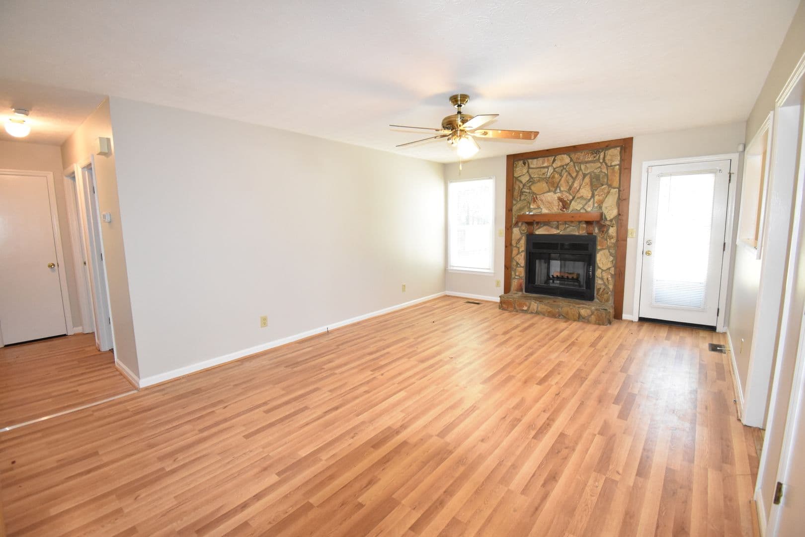 Fayetteville House: 1646 Rim Rd