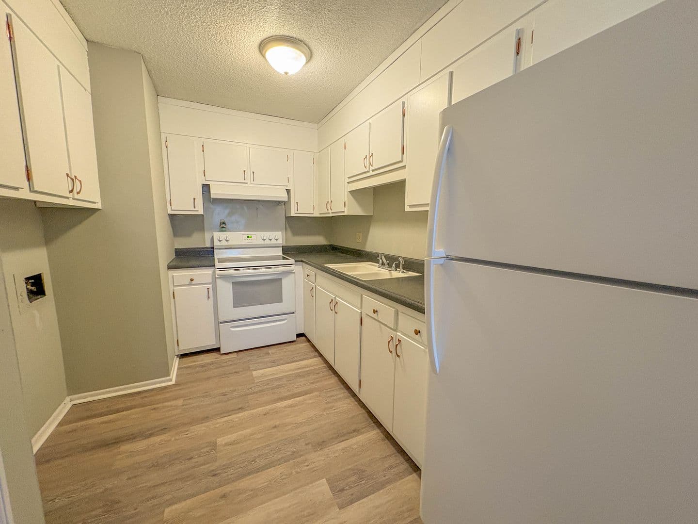 Fayetteville Apartment: Bragg Blvd