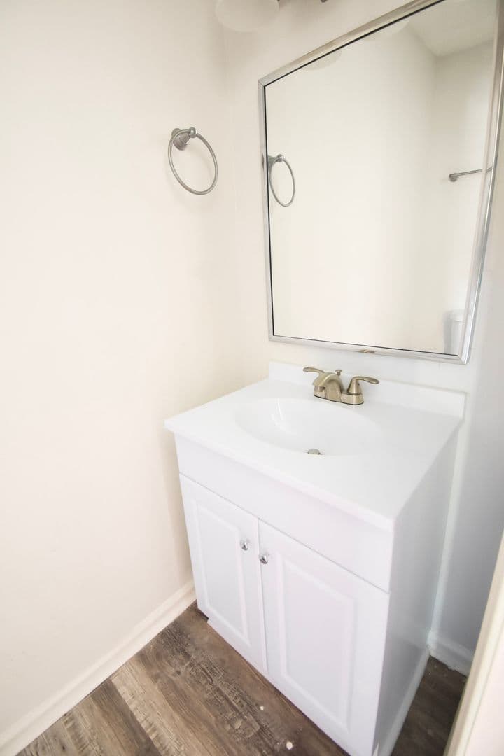 Fayetteville Apartment: Grand Prix Dr