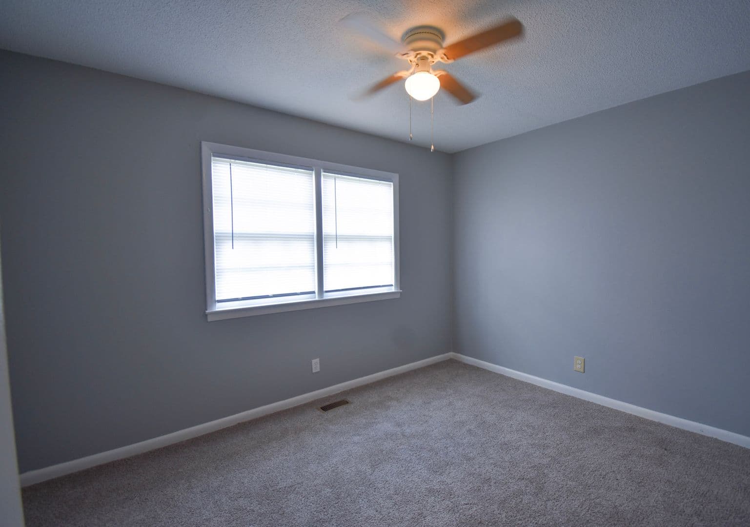 Fayetteville House: 817 Bronco Lane