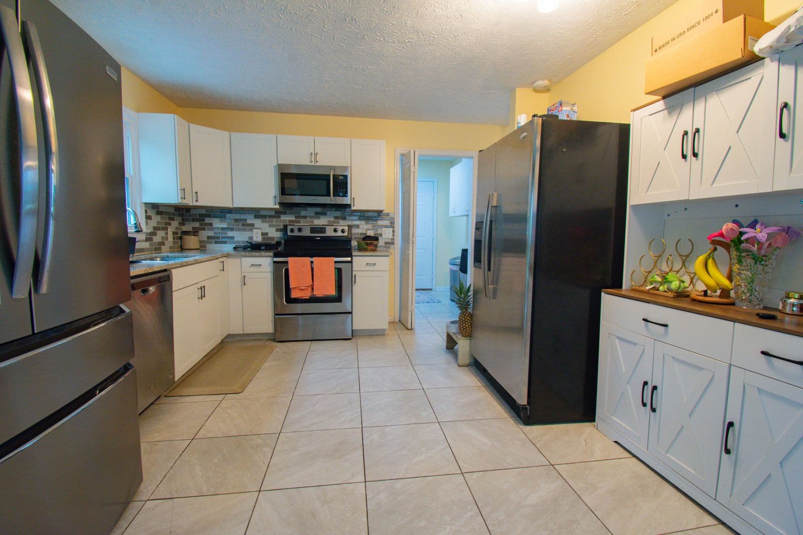 Spring Lake House: 111 Kristin Ave