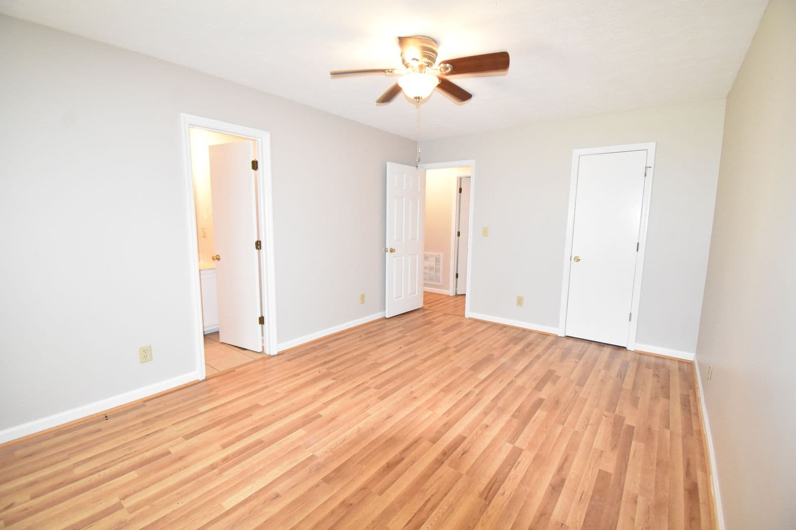 Fayetteville House: 1646 Rim Rd