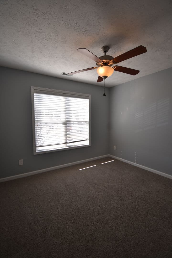 Fayetteville House: 4840 Headwind Drive