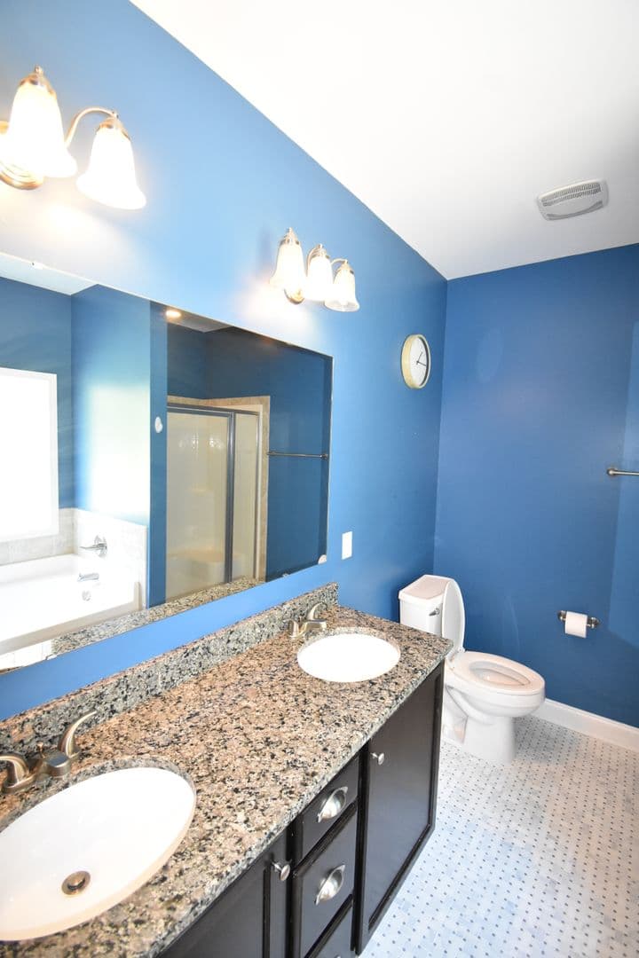 Fayetteville House: 4221 Raccoon Path
