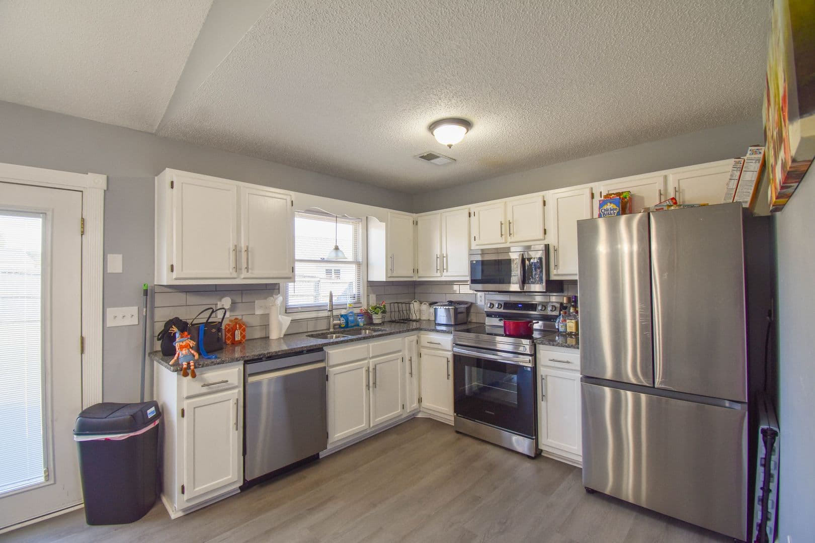 Fayetteville House: 5598 Windy Knoll Pl