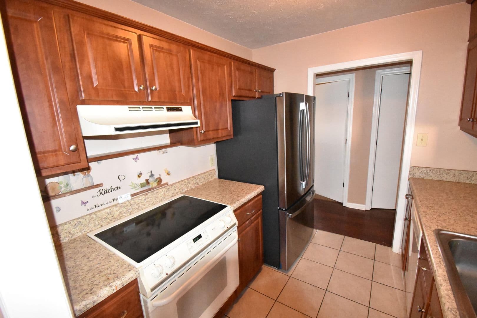 Fayetteville House: 957 Kennesaw Dr