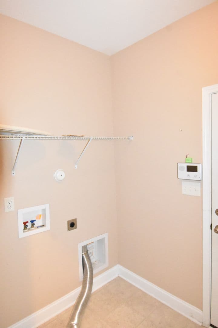 Fayetteville House: 4221 Raccoon Path