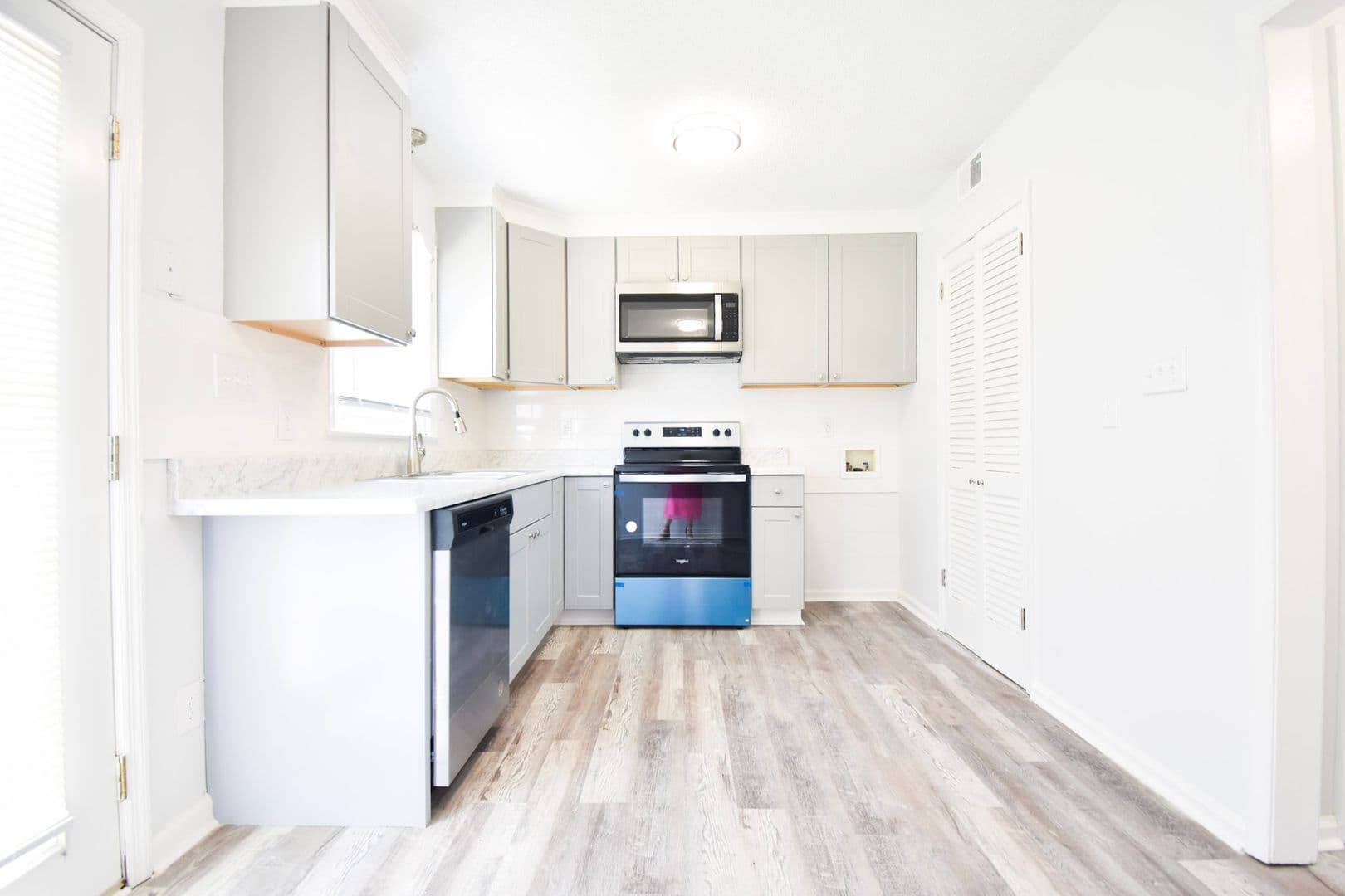 Fayetteville Apartment: Grand Prix Dr