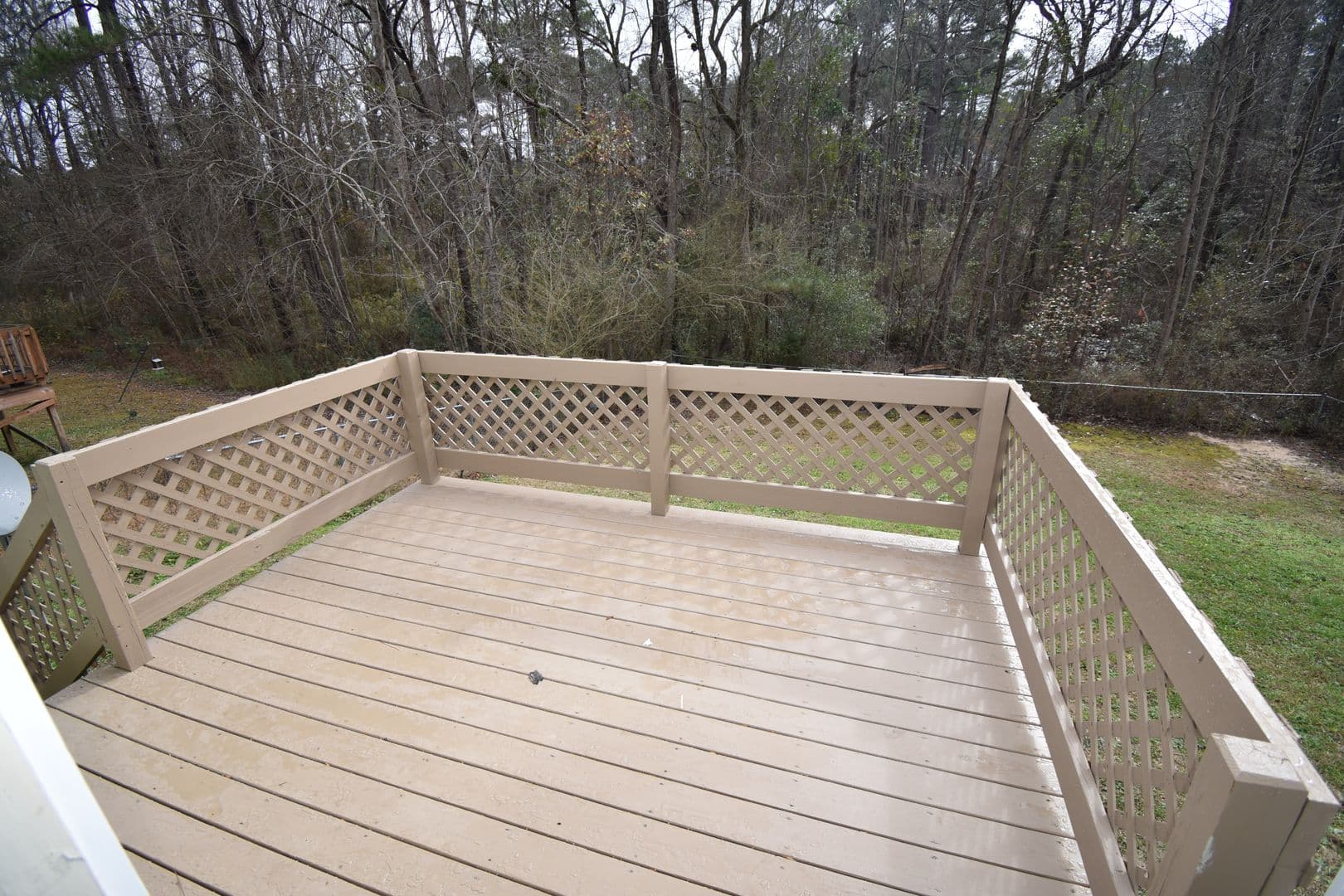 Fayetteville House: 6313 Applewhite Rd