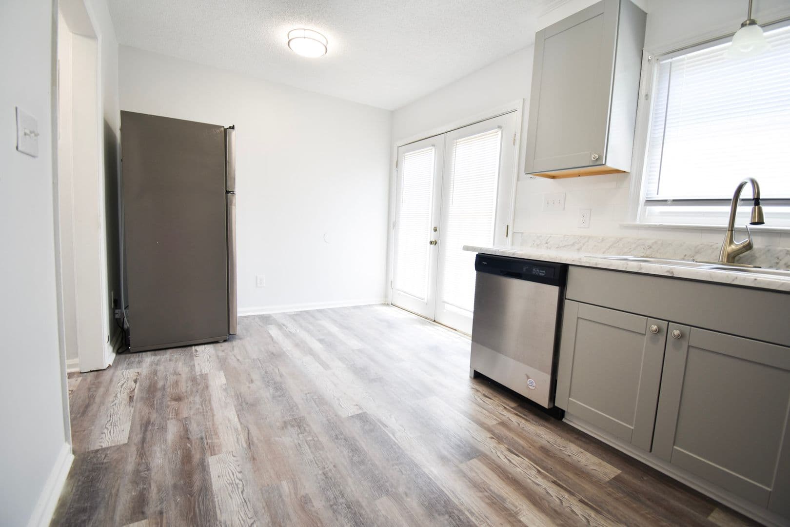 Fayetteville Apartment: Grand Prix Dr