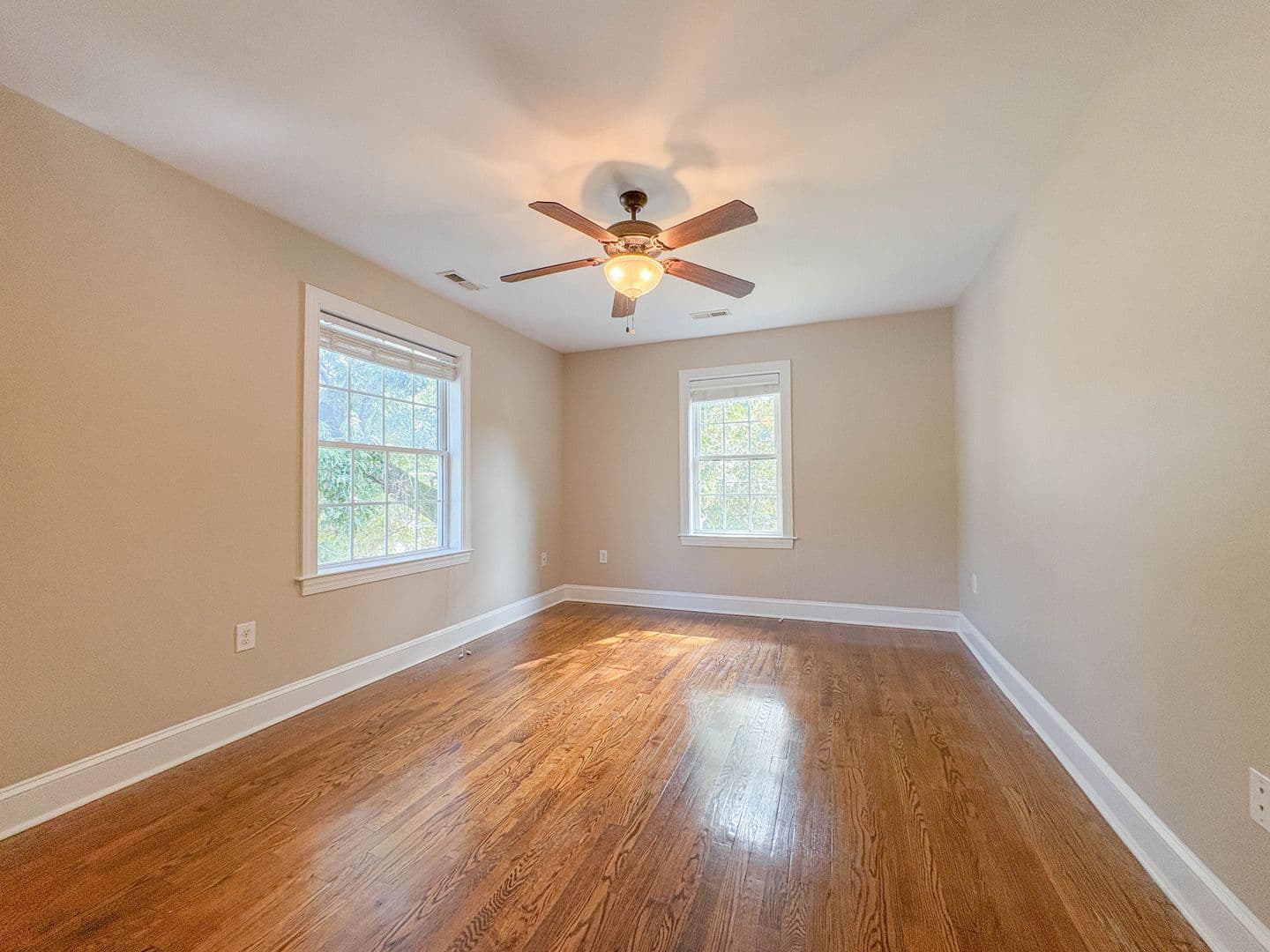Fayetteville House: 1601 Ft. Bragg Rd