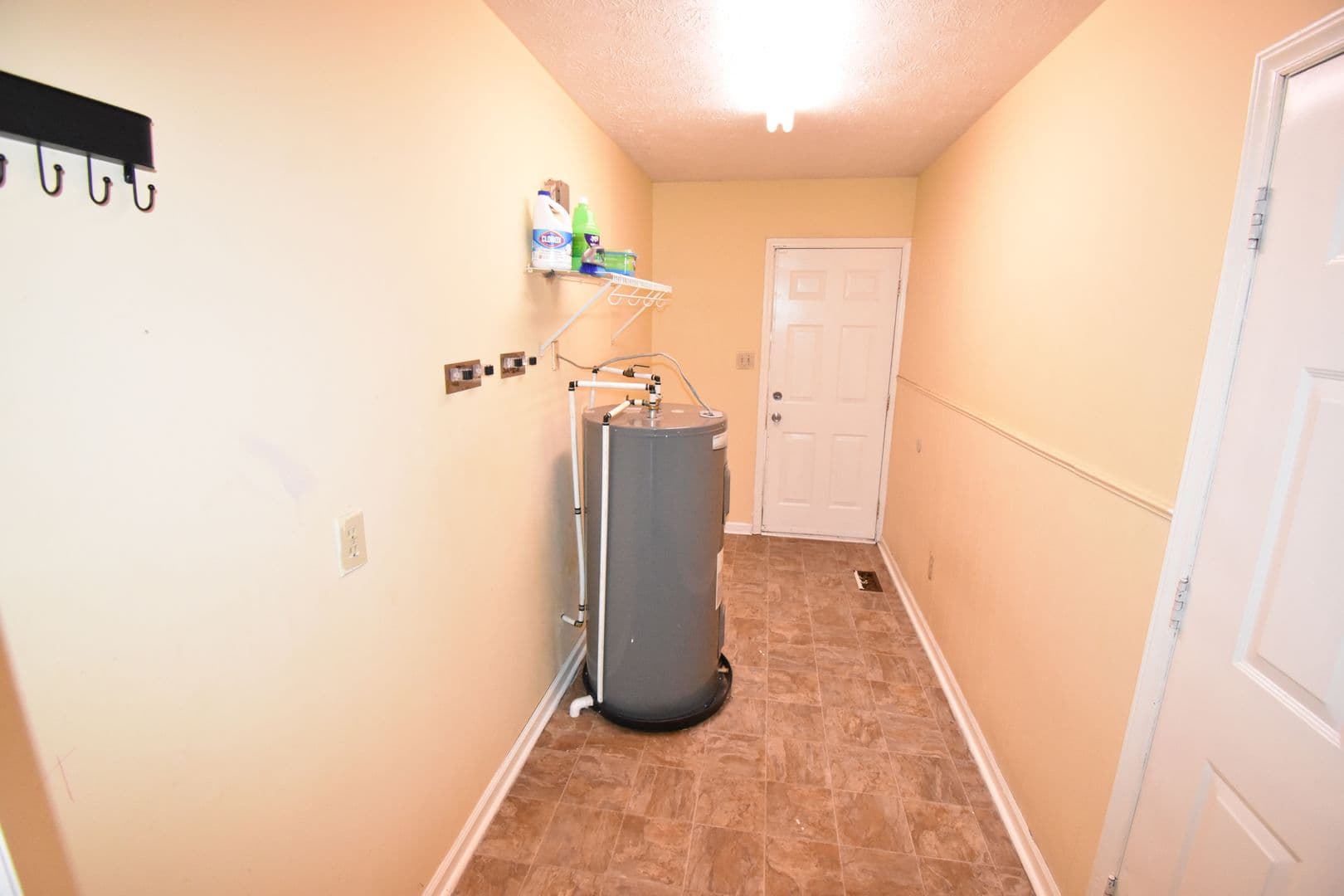 Fayetteville House: 957 Kennesaw Dr