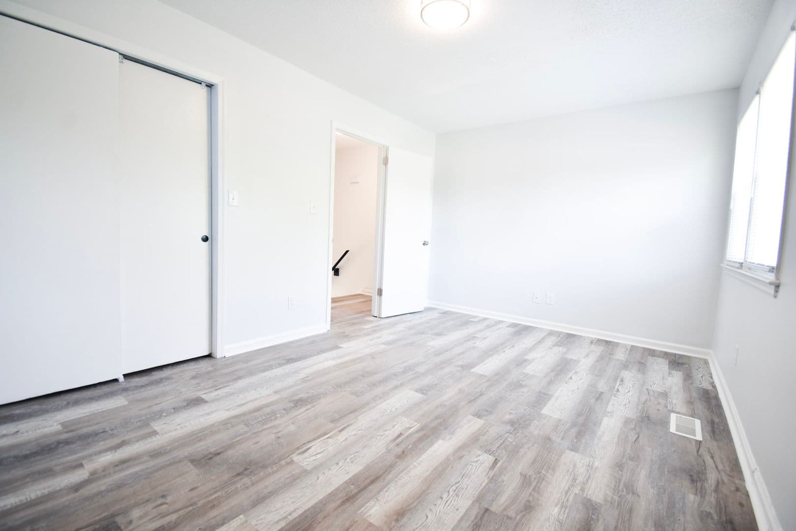 Fayetteville Apartment: Grand Prix Dr
