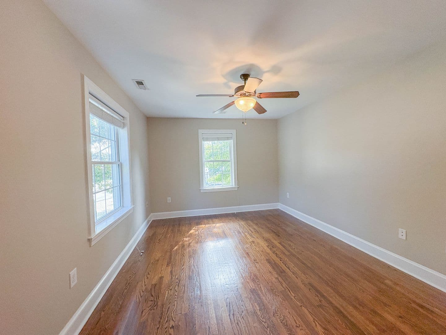 Fayetteville House: 1601 Ft. Bragg Rd