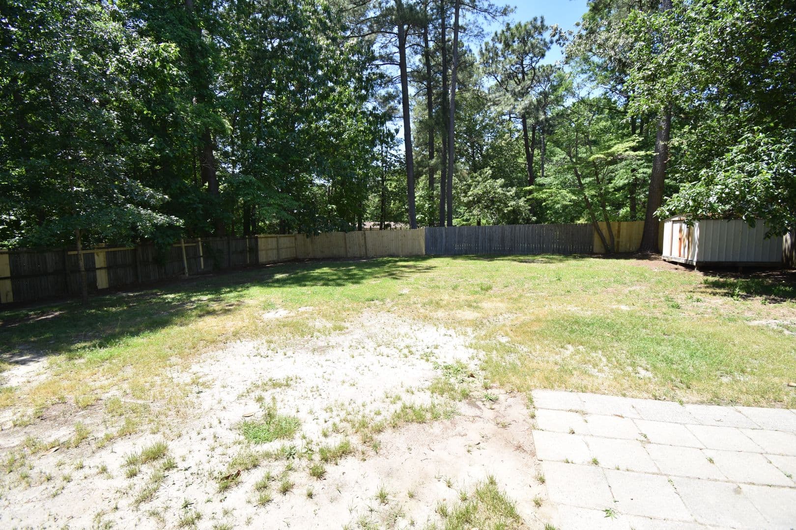 Fayetteville House: 1646 Rim Rd