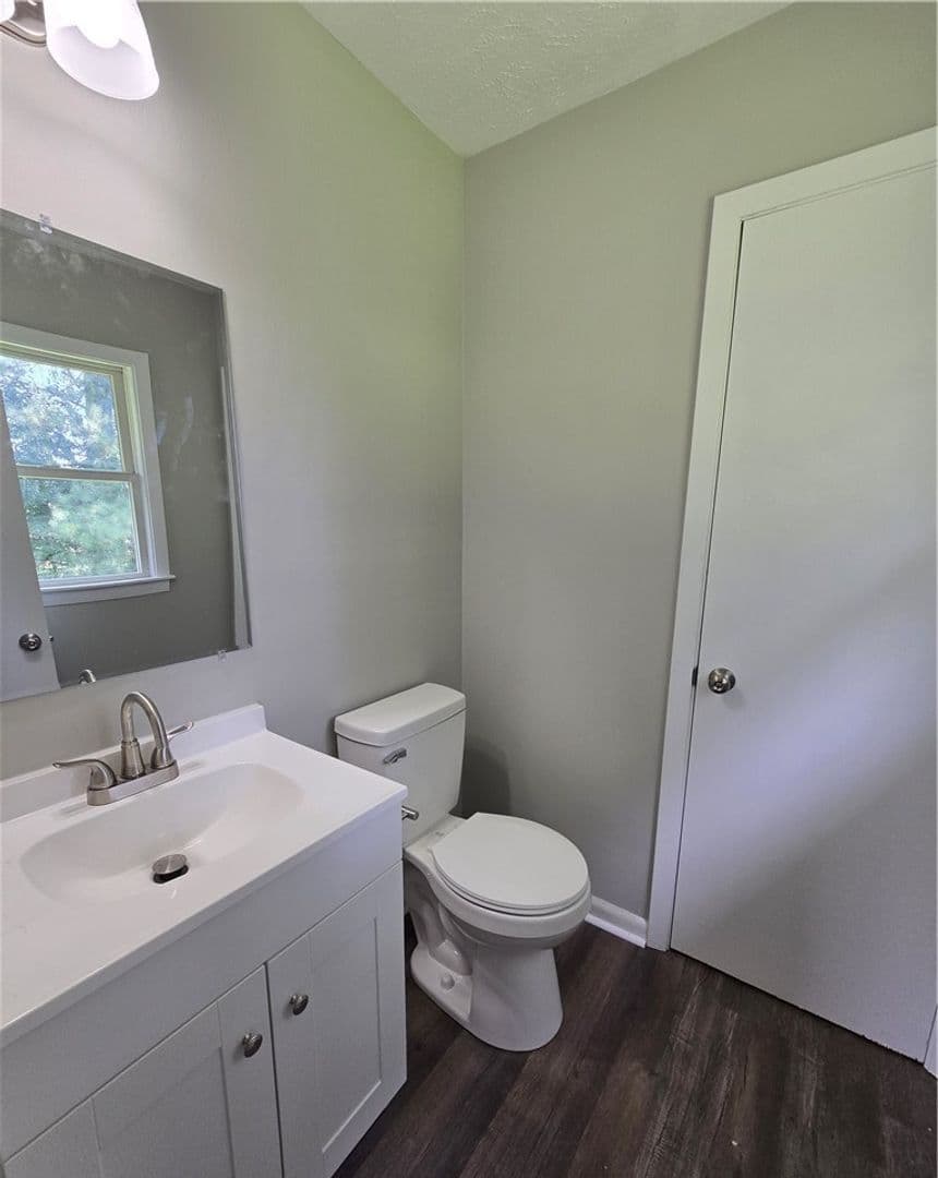 Fayetteville House: 303 Cartwright Dr