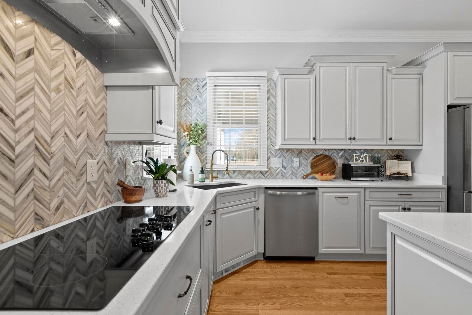 Jacksonville House: 346 Royal Bluff Road