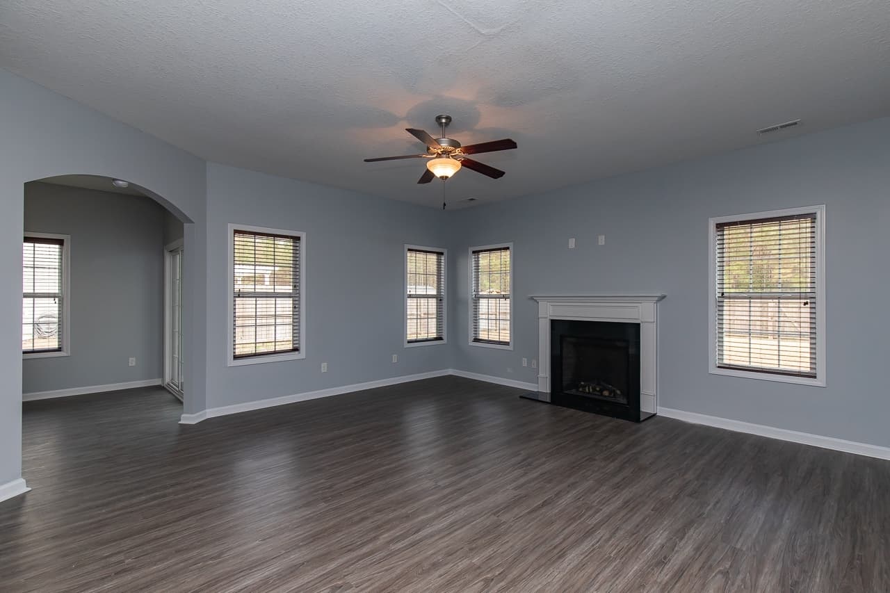 Jacksonville House: 531 Sonoma Road