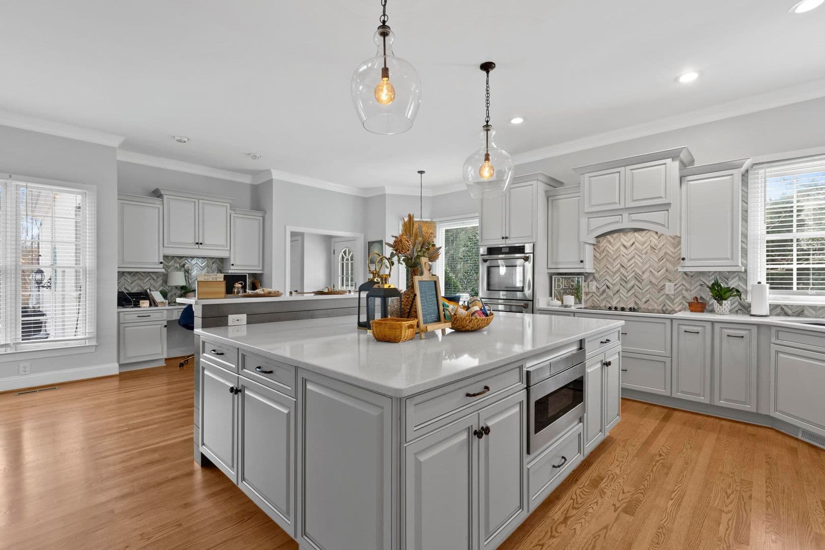 Jacksonville House: 346 Royal Bluff Road
