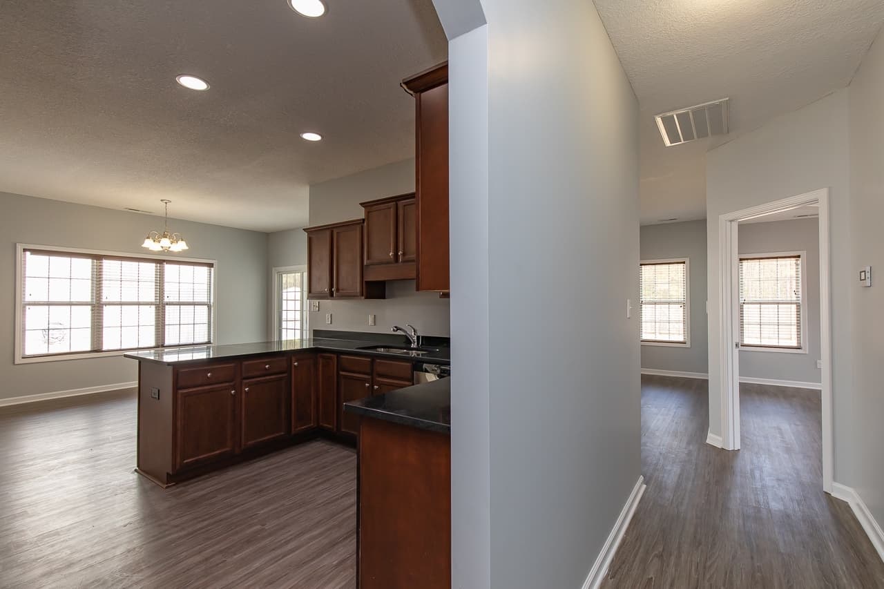 Jacksonville House: 531 Sonoma Road