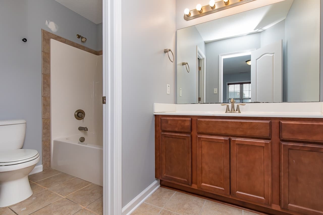 Jacksonville House: 531 Sonoma Road