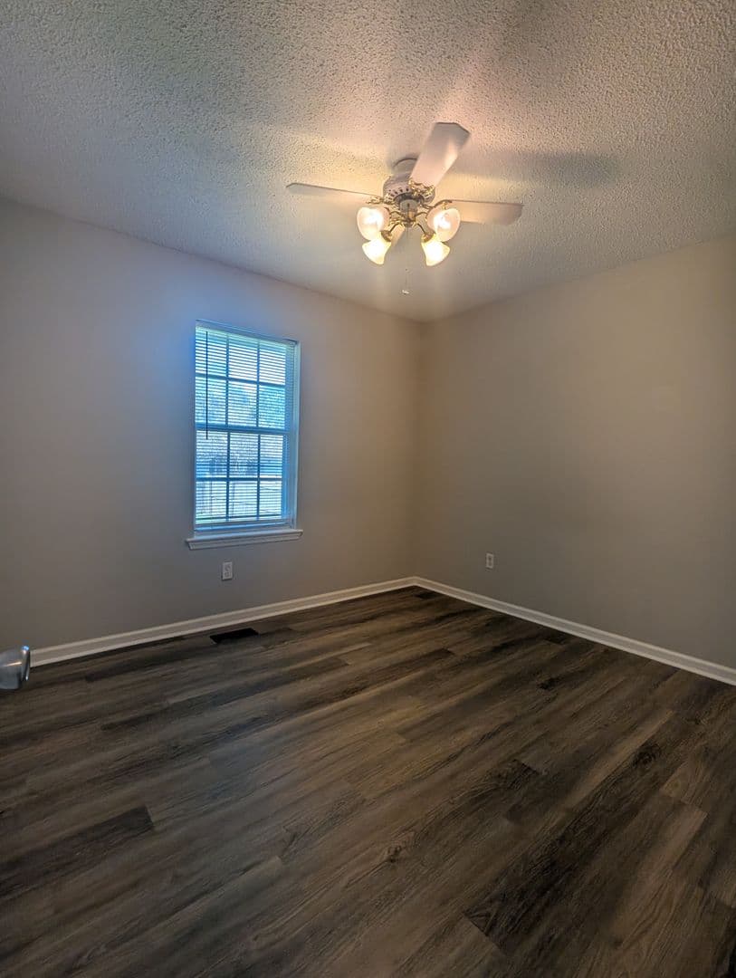 Sneads Ferry House: 304 Celtic Ash Street