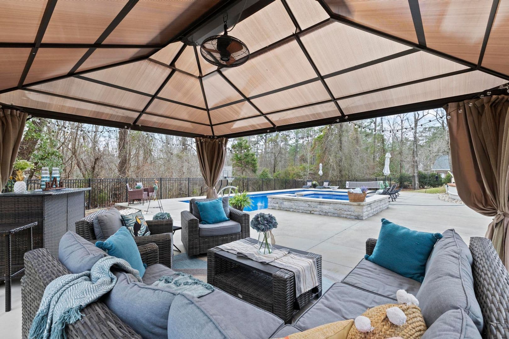 Jacksonville House: 346 Royal Bluff Road