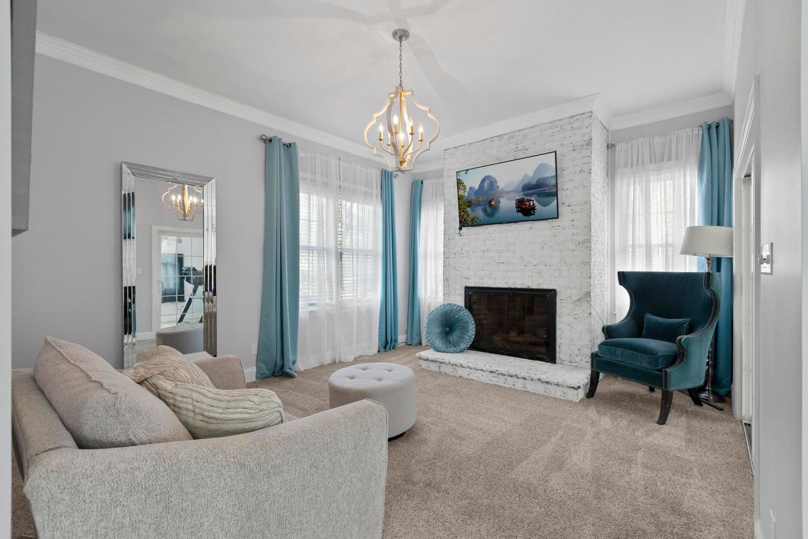 Jacksonville House: 346 Royal Bluff Road