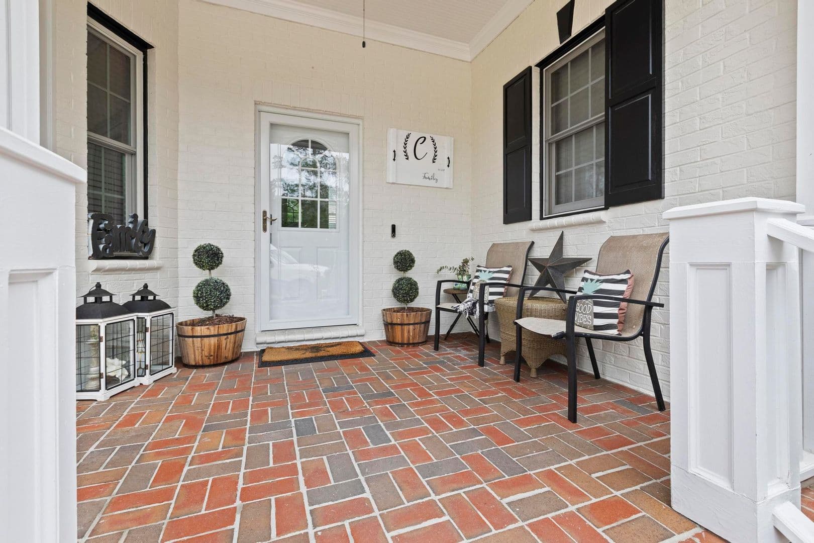 Jacksonville House: 346 Royal Bluff Road