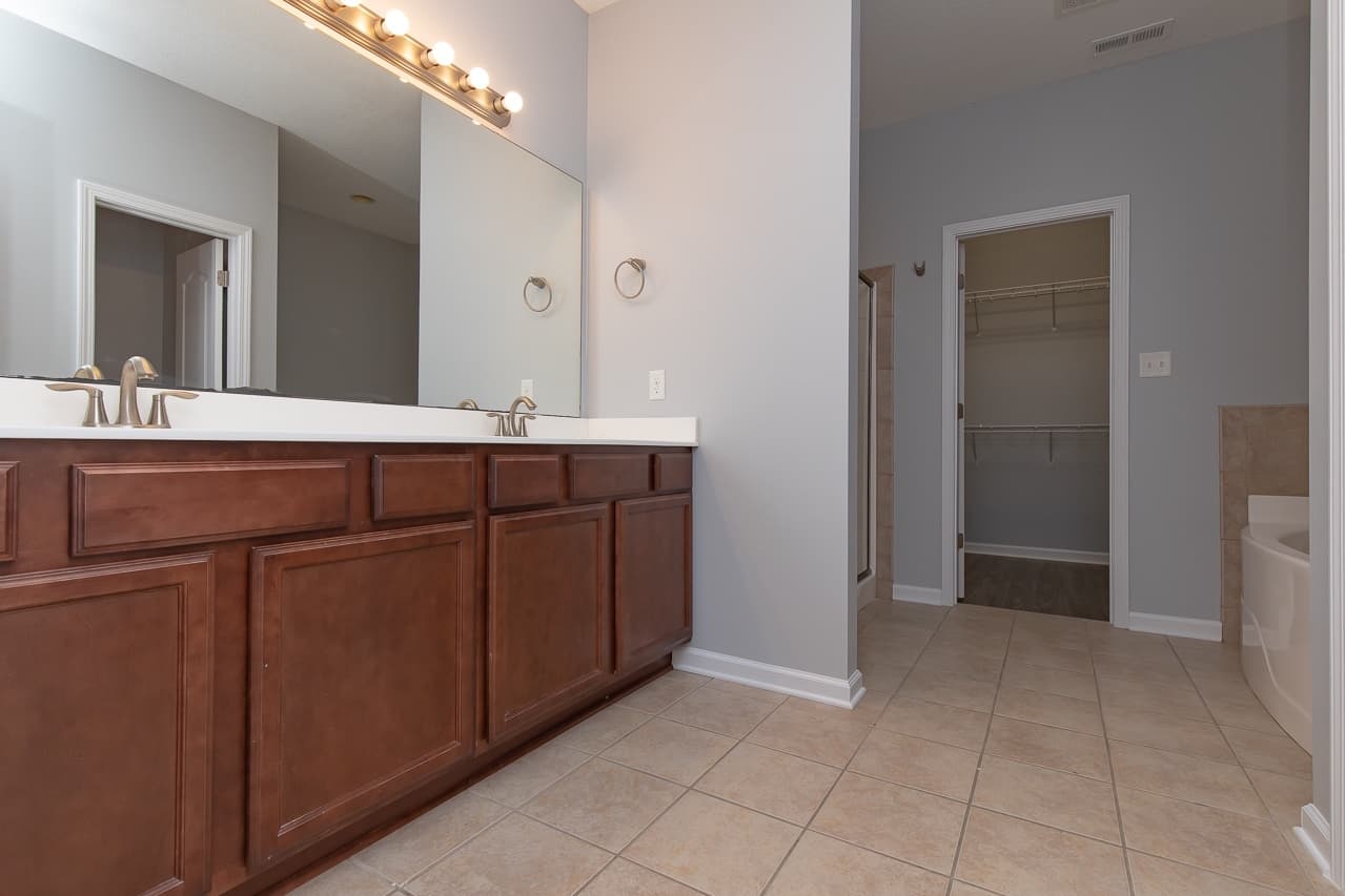 Jacksonville House: 531 Sonoma Road