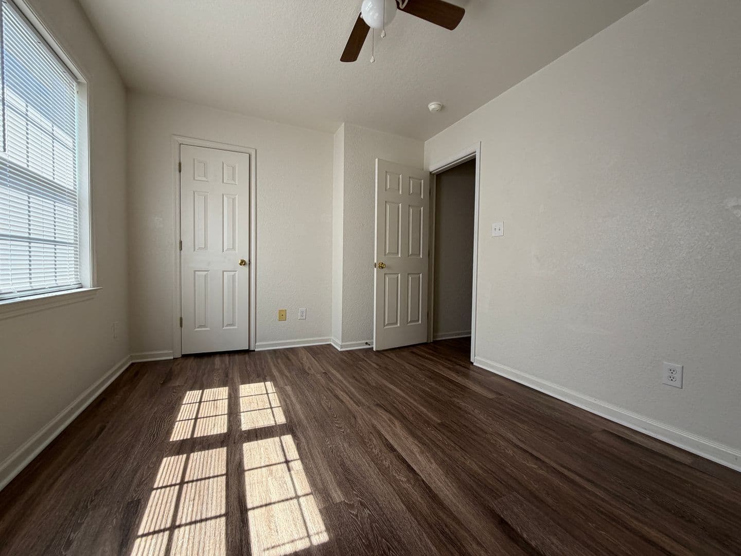 Jacksonville House: 60 Rainbow Drive