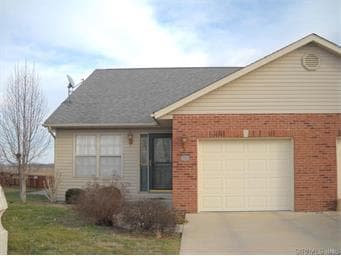 Lebanon House: 10923 Kentfield Drive