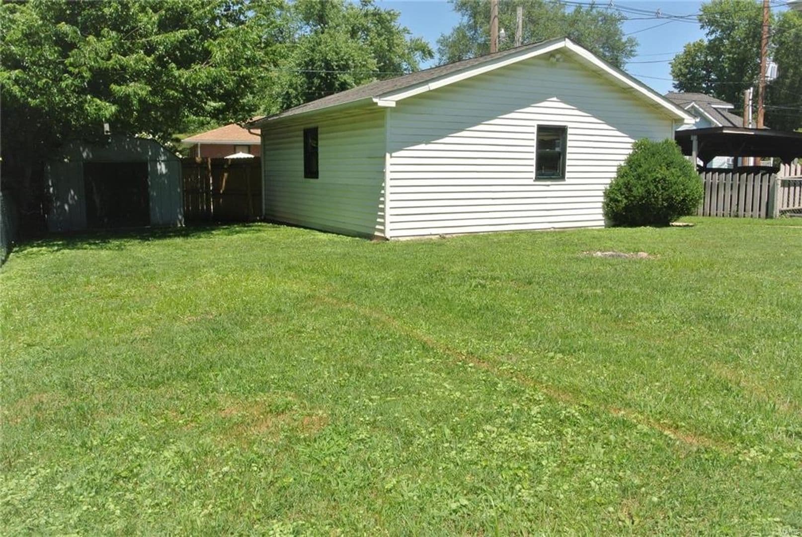 Collinsville House: 613 West Clay Street