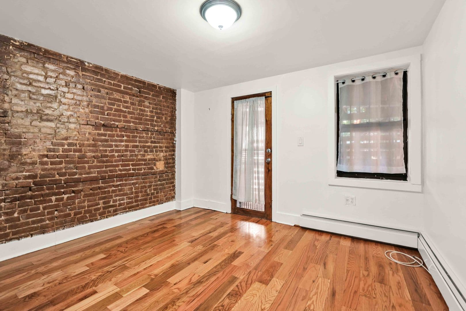 Brooklyn Apartment: 928 Lafayette Avenue