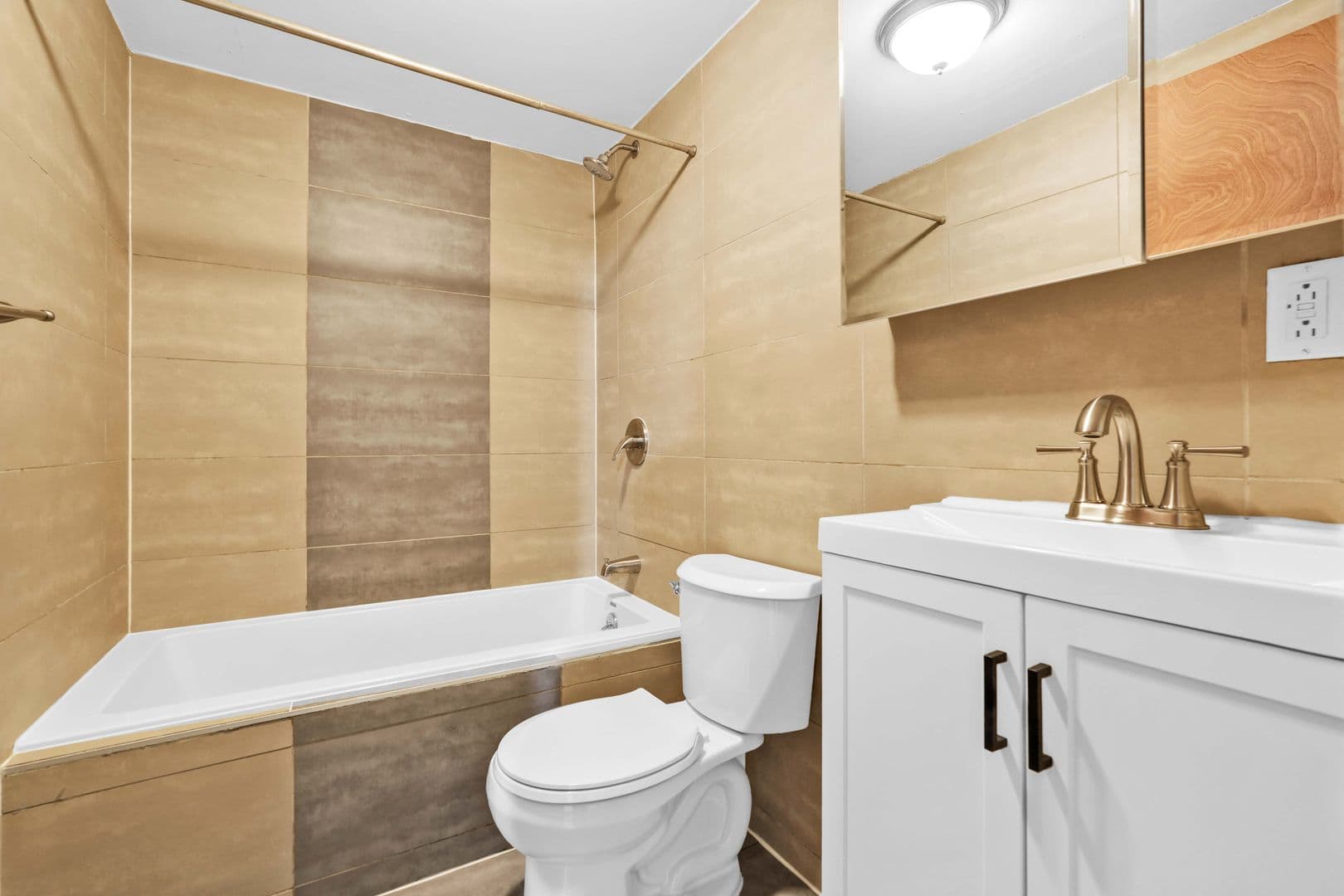 Brooklyn Apartment: 928 Lafayette Avenue