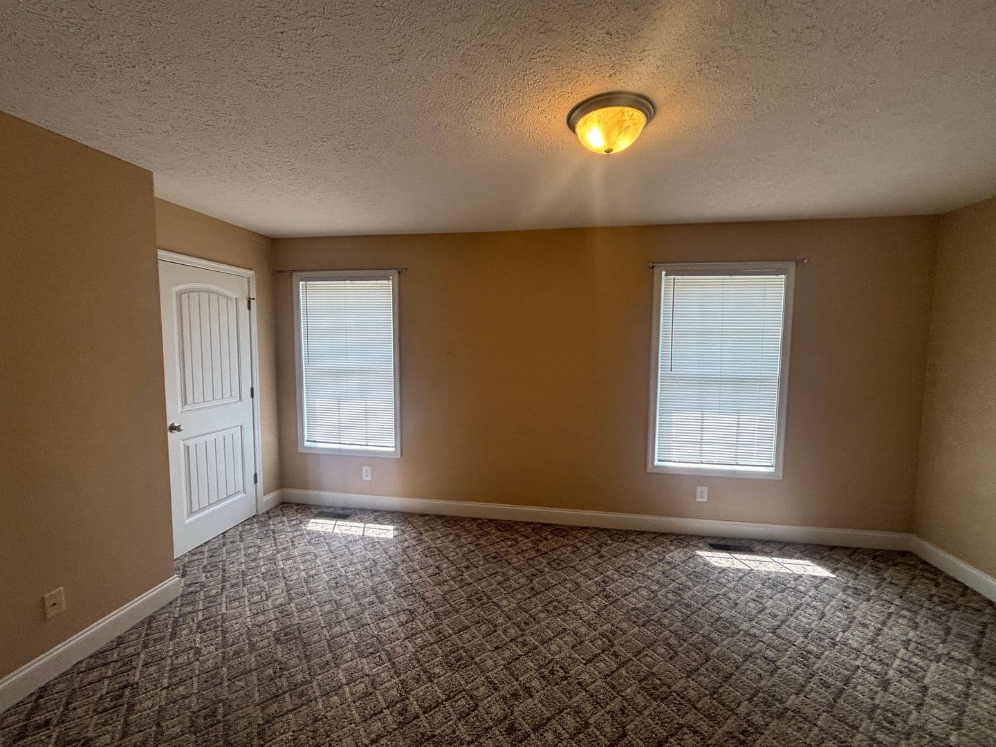 Lynchburg Townhome: 2009 Lakeside Drive #106
