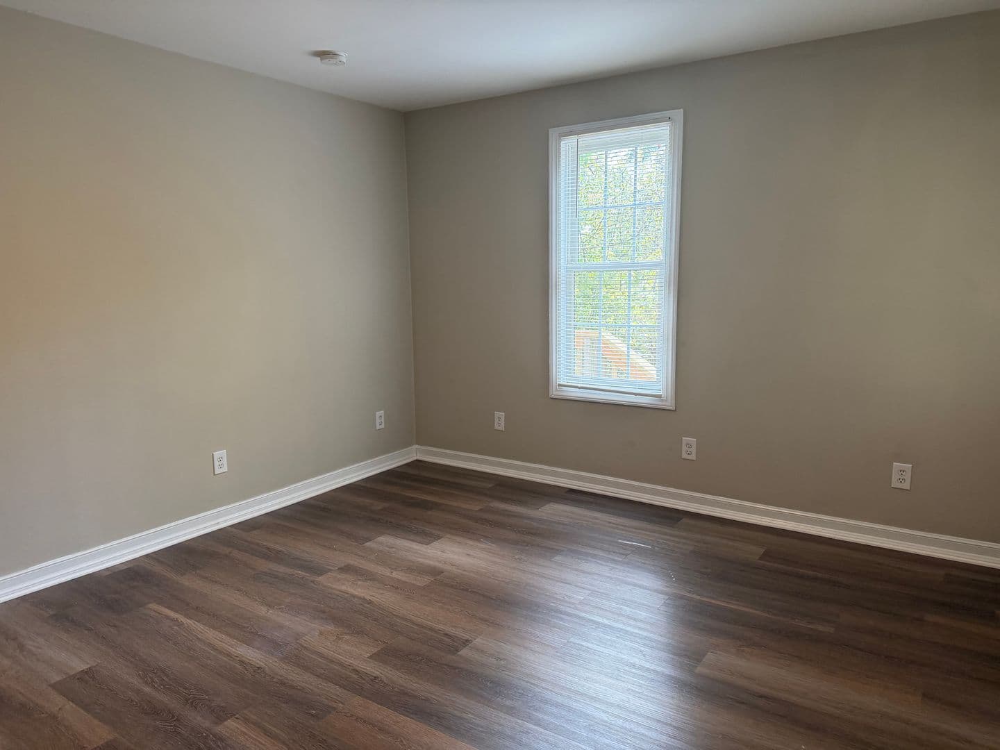 Lynchburg House: 2219 Poplar Street