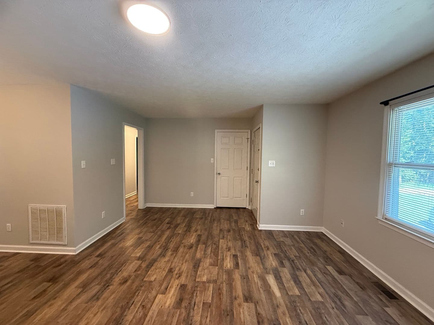 Amherst Apartment: 135-137 Cooper Street
