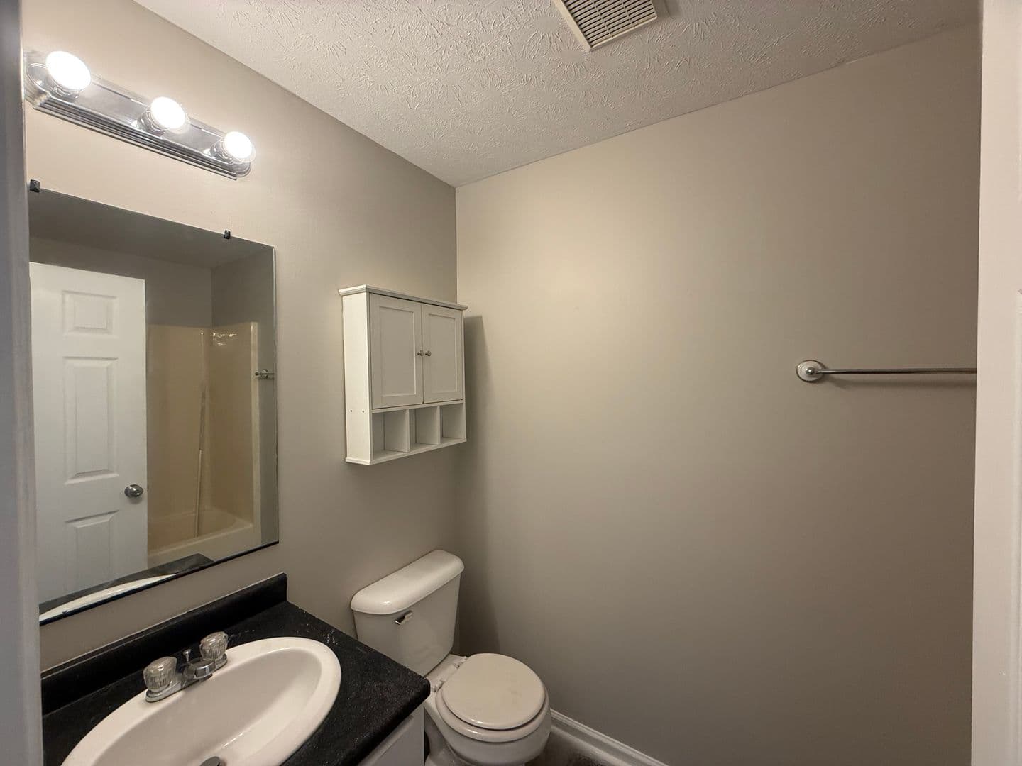 Amherst Apartment: 135-137 Cooper Street