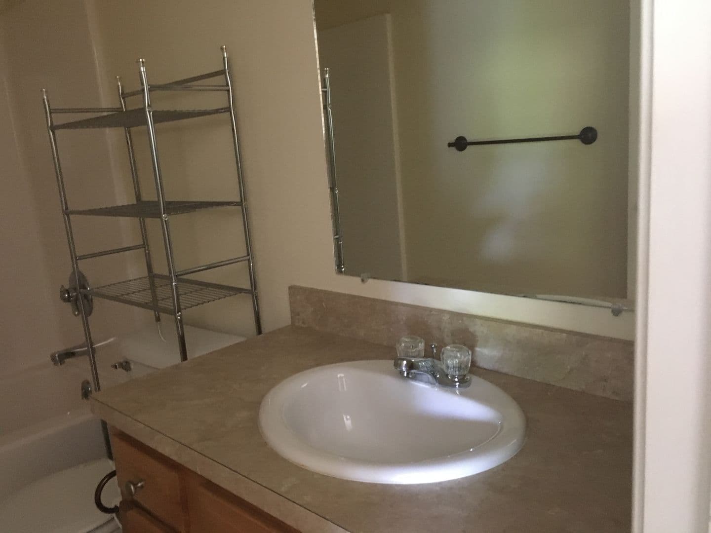 Madison Heights Apartment: 107-111 Aidens Way