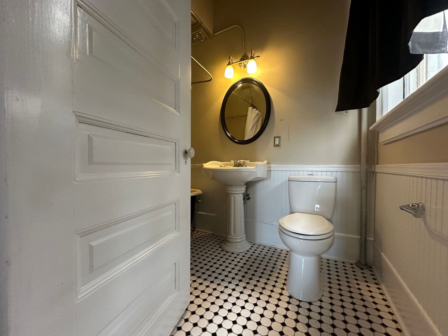 Lynchburg Apartment: 815 Church Street