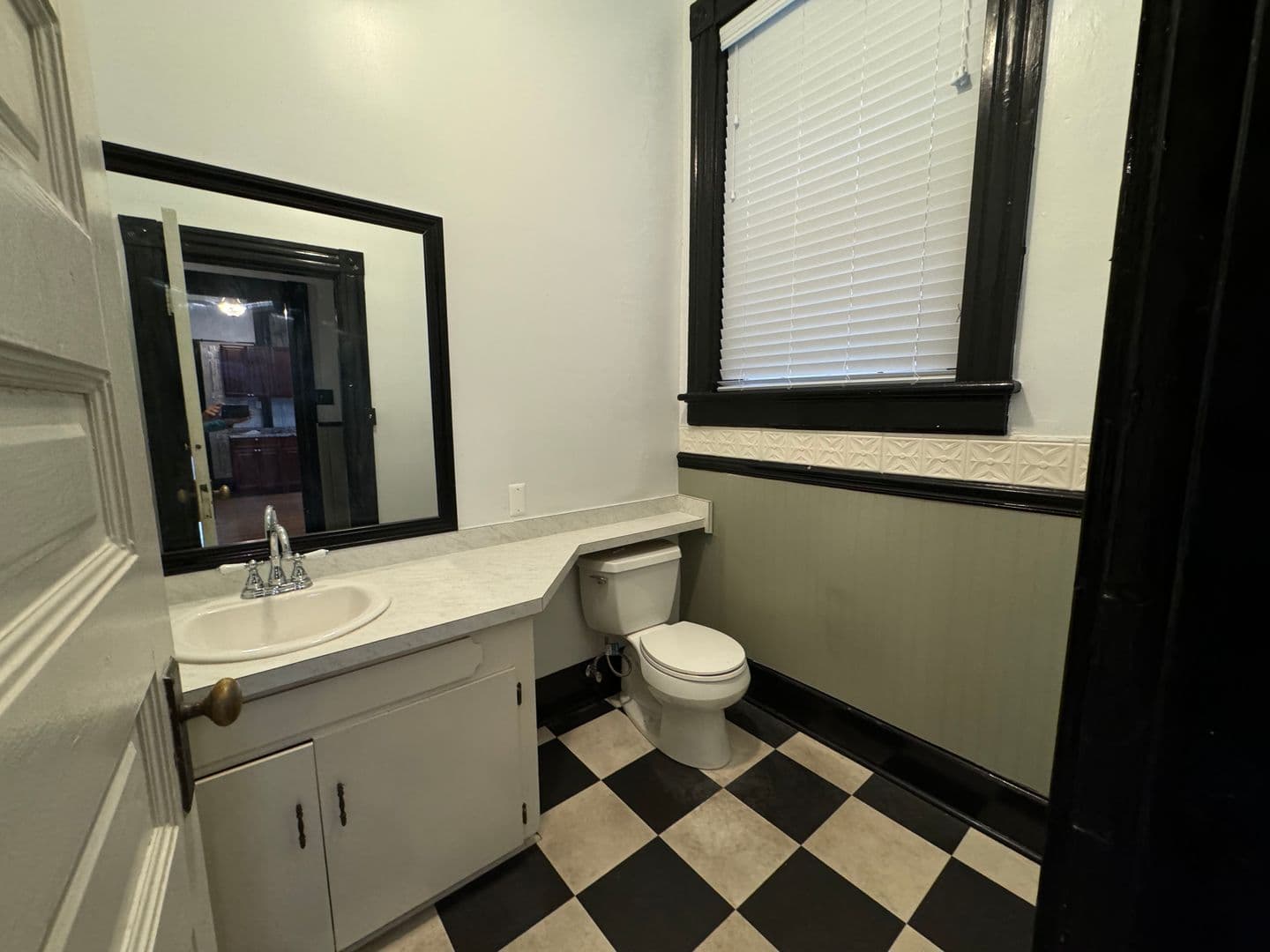 Lynchburg Apartment: 815 Church Street