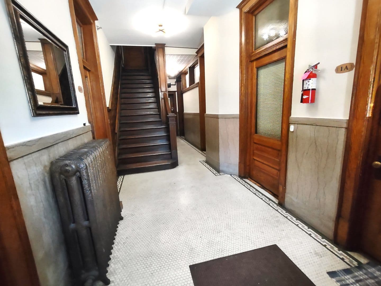 Lynchburg Apartment: 815 Church Street