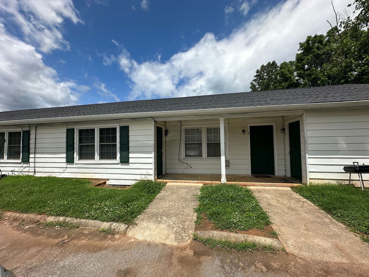 Lynchburg Apartment: 1416-1424 Tunbridge Road