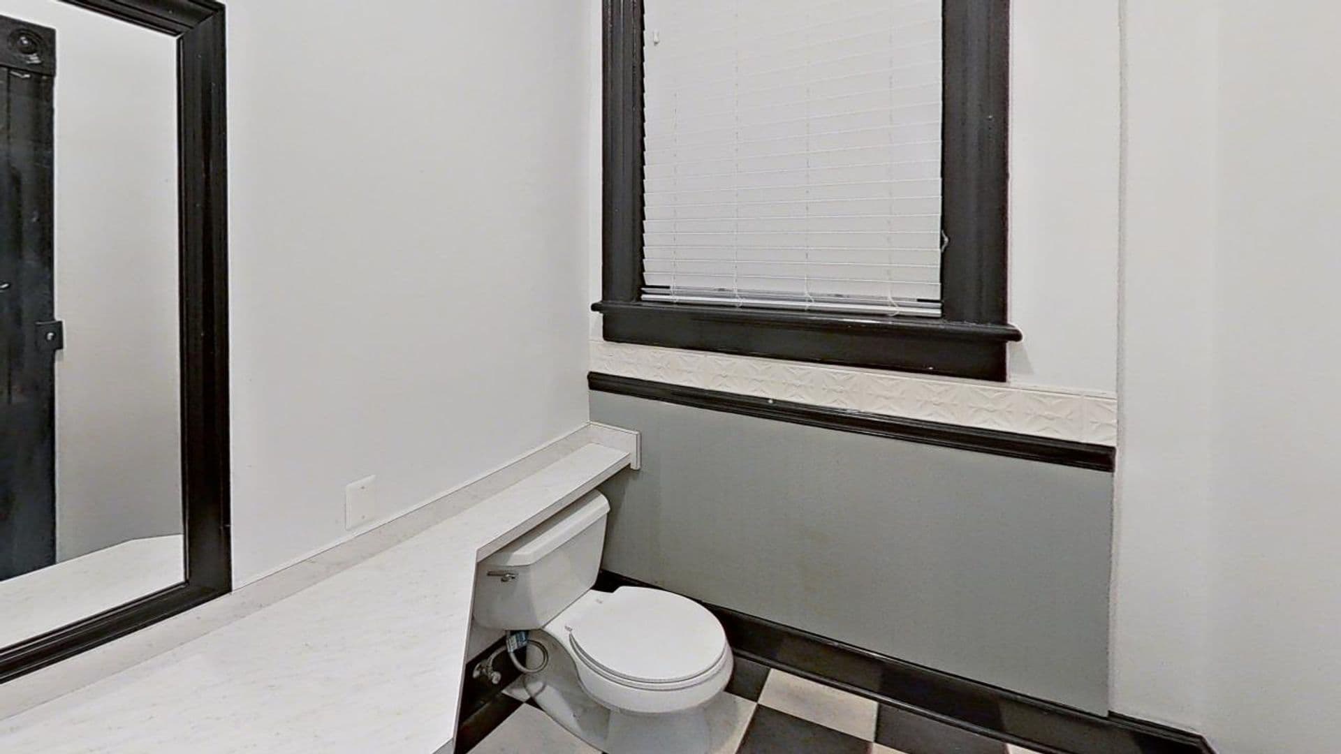 Lynchburg Apartment: 815 Church Street